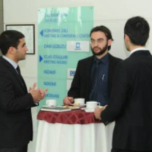 Deloitte & Touch Azerbaijan-ın təşkil etdiyi Çalışanların Əldə Saxlanılması seminarından. Bakı. 2013.